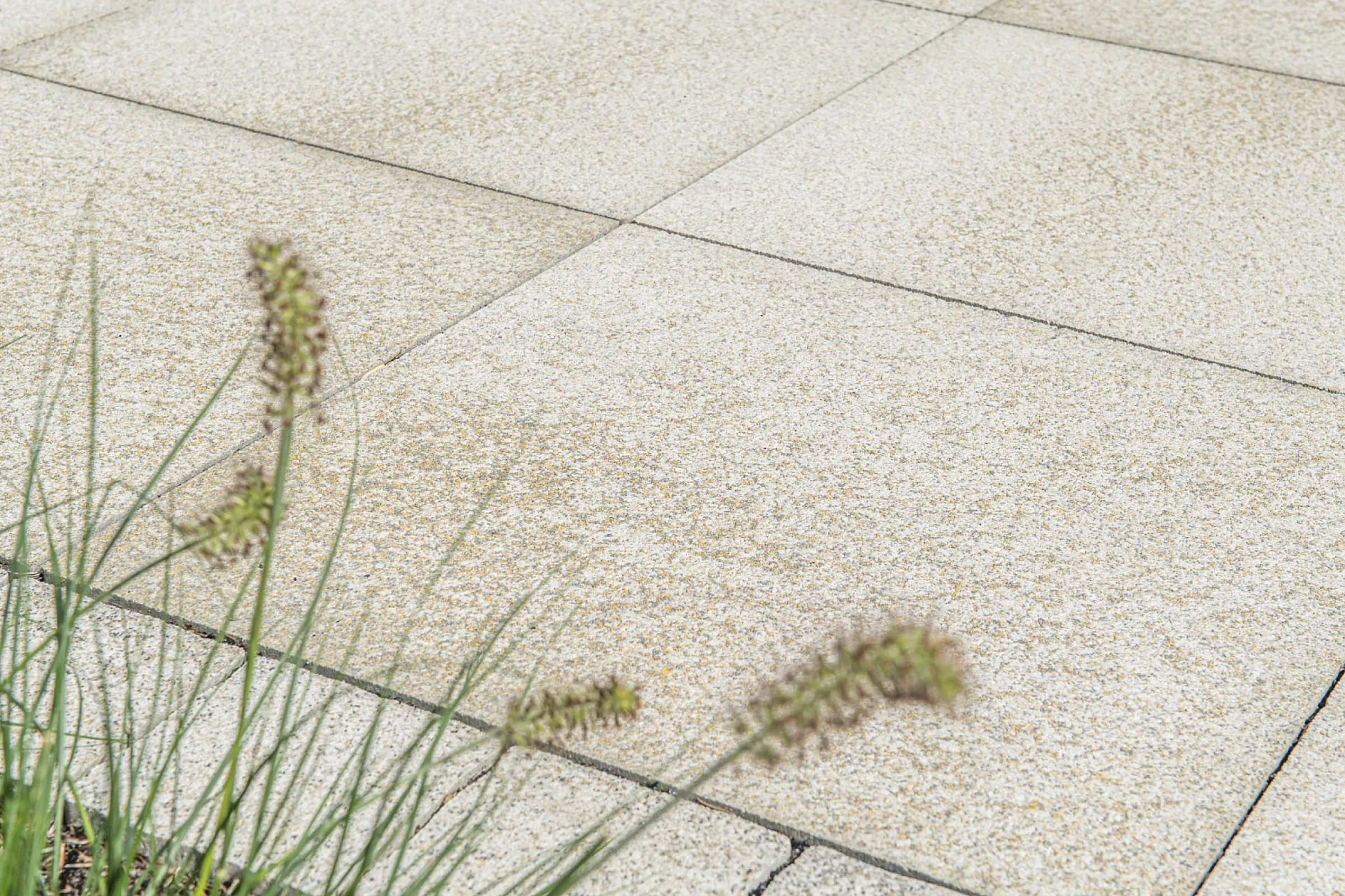 UMBRIANO granite-beige