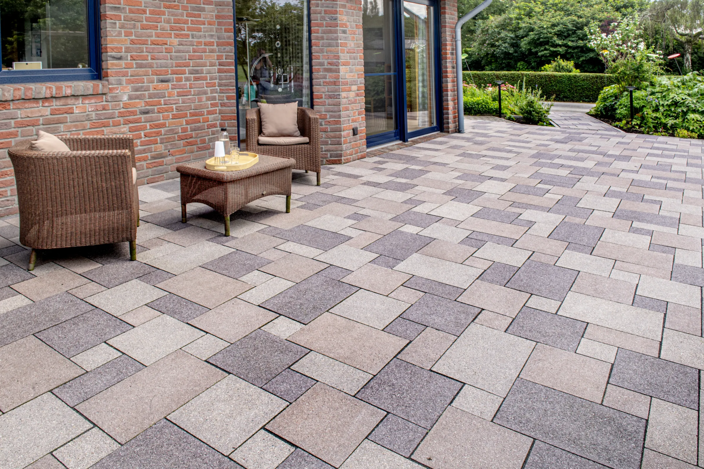 Kranenburg/LA LINIA porphyry light, medium and dark