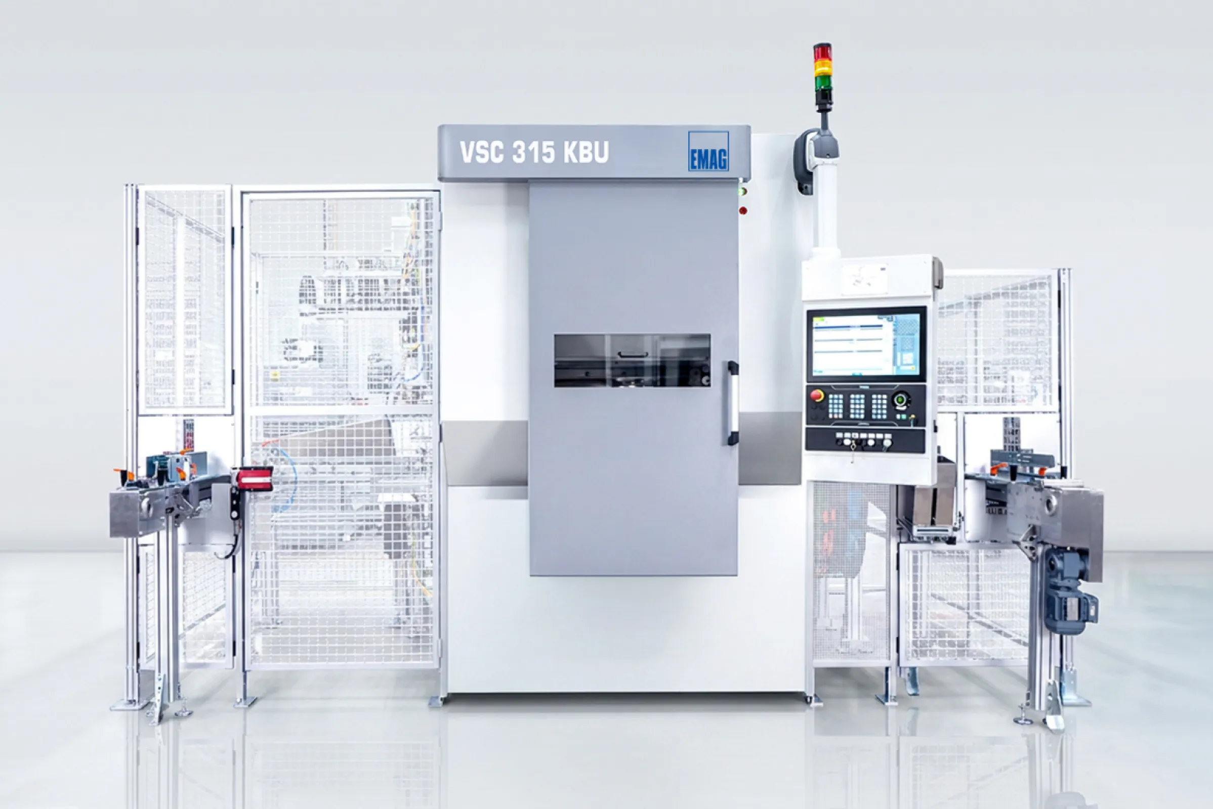 The VSC 315 KBU is a vertical single-spindle milling and turning center for precision machining of ball tracks in joint housings and inner races. With integrated automation for high process reliability.
