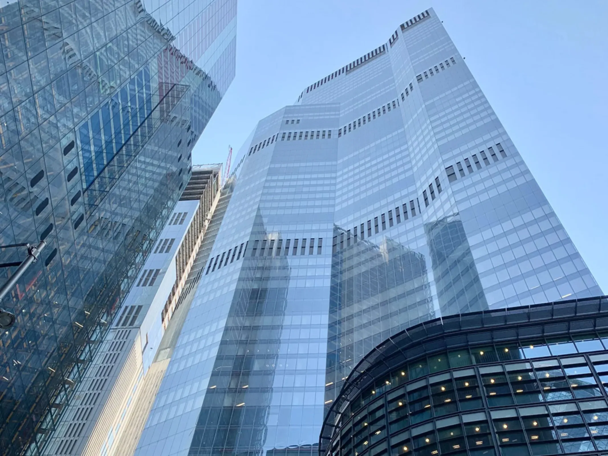 "8 Bishopsgate": A 51-story commercial skyscraper in London, UK. PohlCon developed for the building a J-Sled solution based on the JTA anchor channel for curtain wall connections.