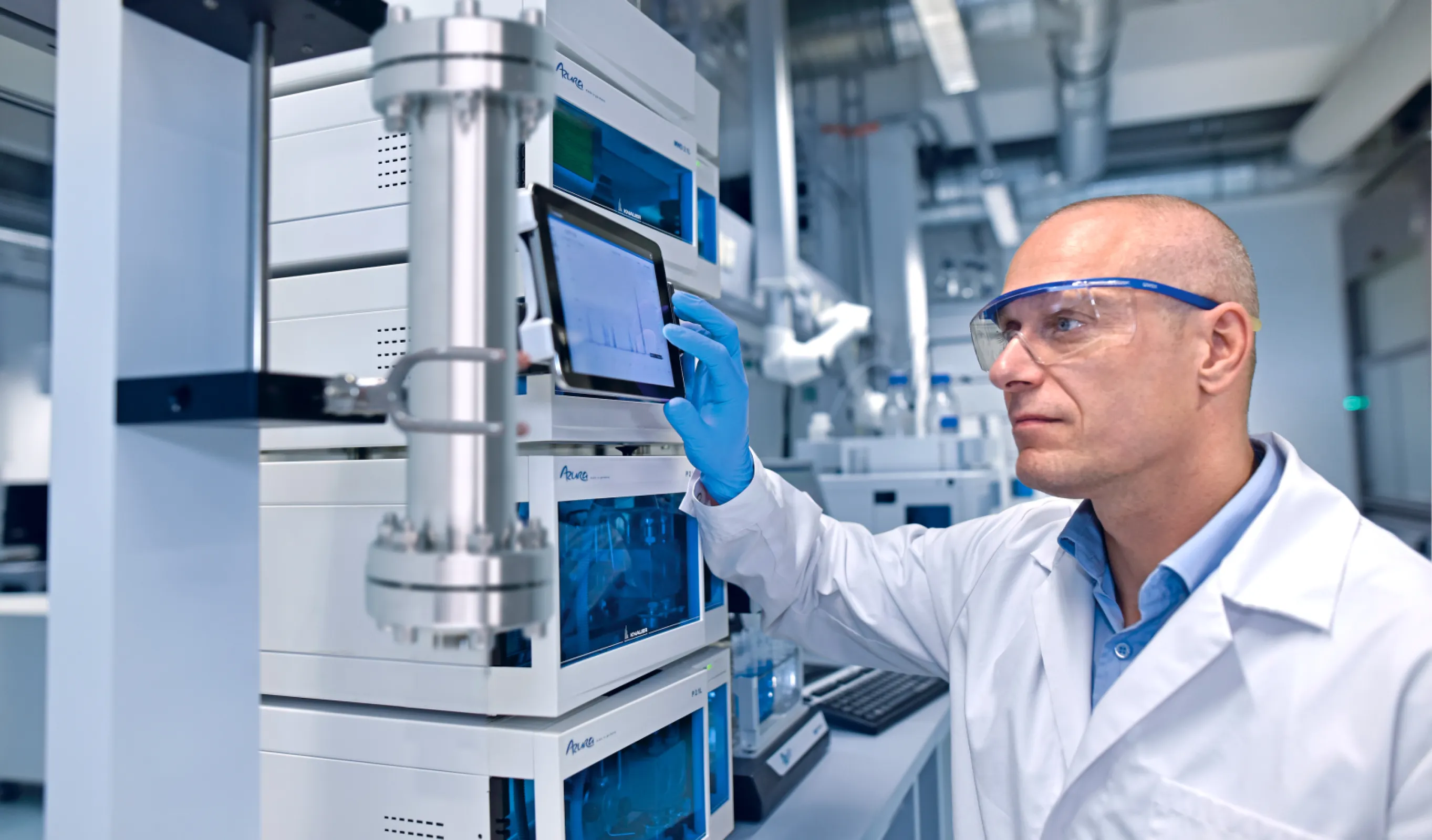 AZURA® Preparative LC systems for flow rates of up to 1000 ml/min