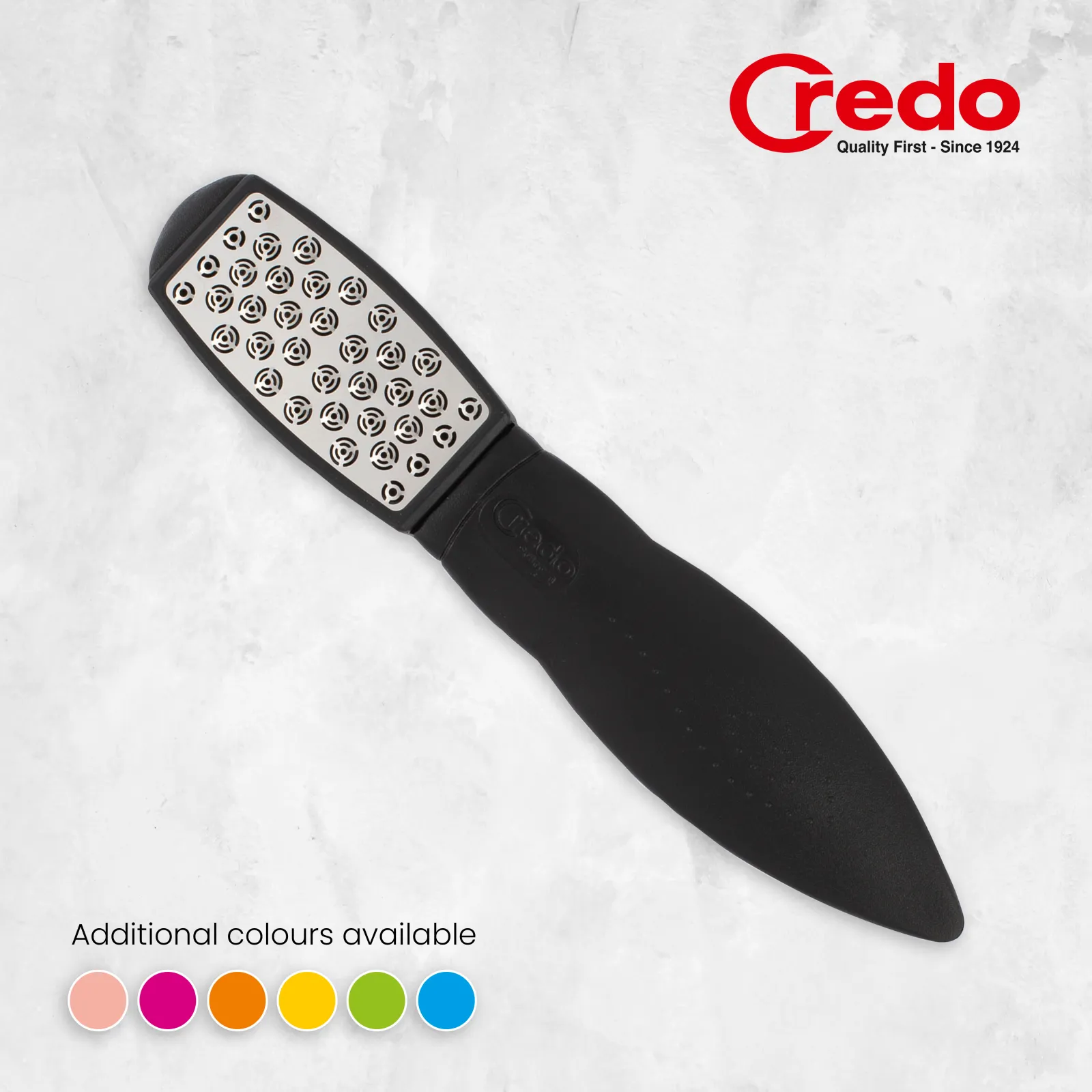 The specially ground and patented 3-layer cutting islands of the SmartCutter remove the callus with fine cuts.