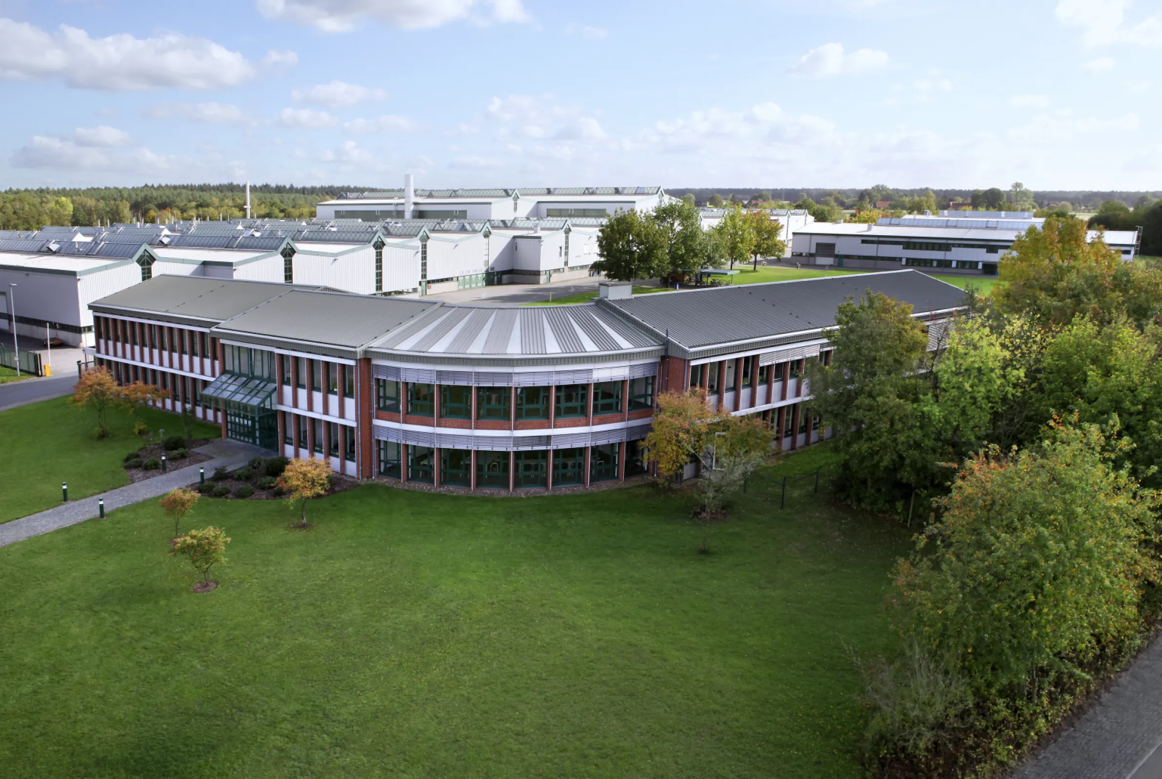 106,600 m² of space for administration & production in Estorf (Germany)