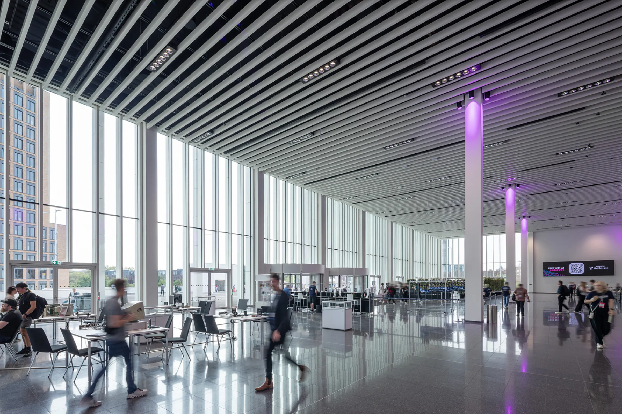 Entrance Hall. © HG Esch