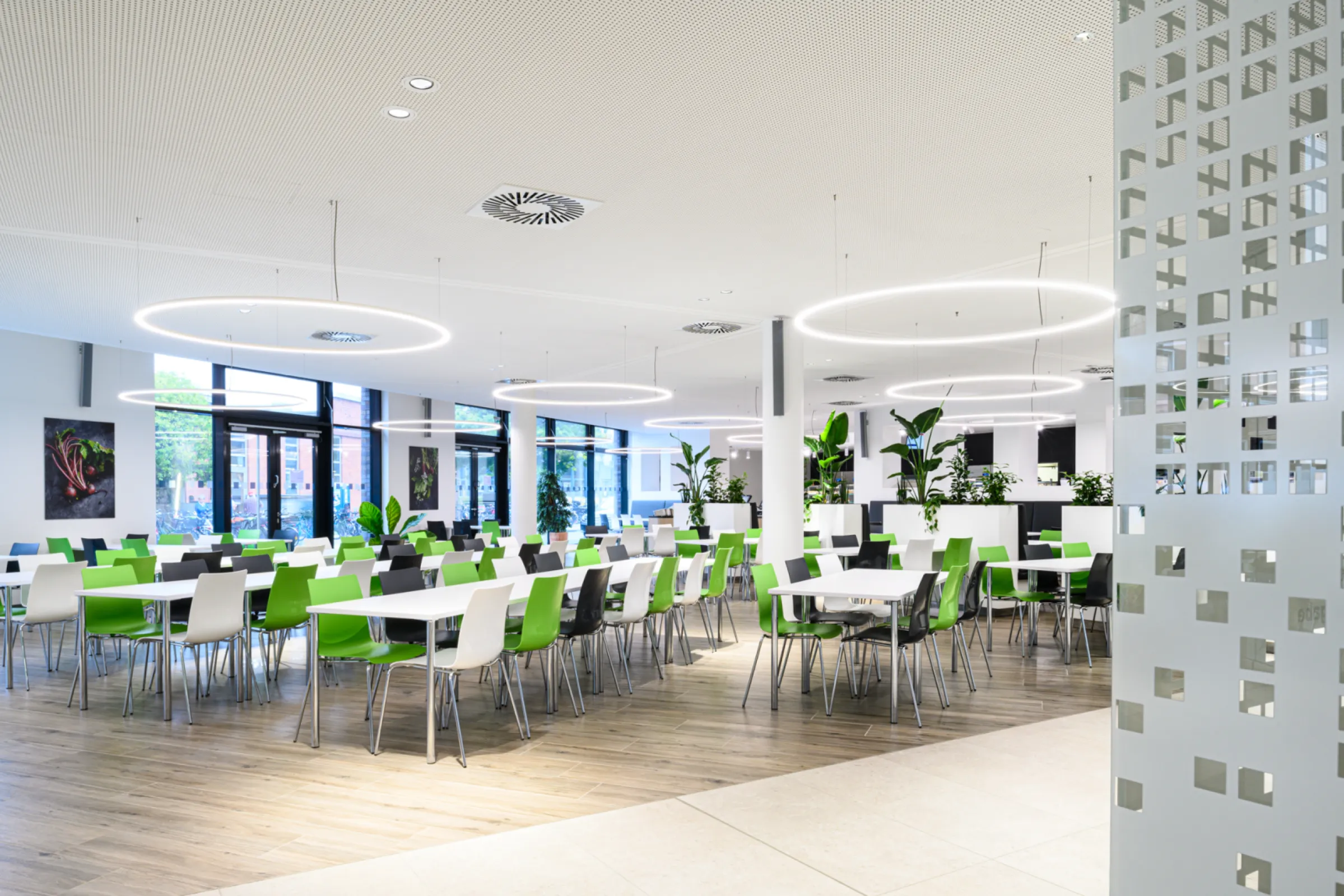Public restaurant. © Christa Lachenmaier