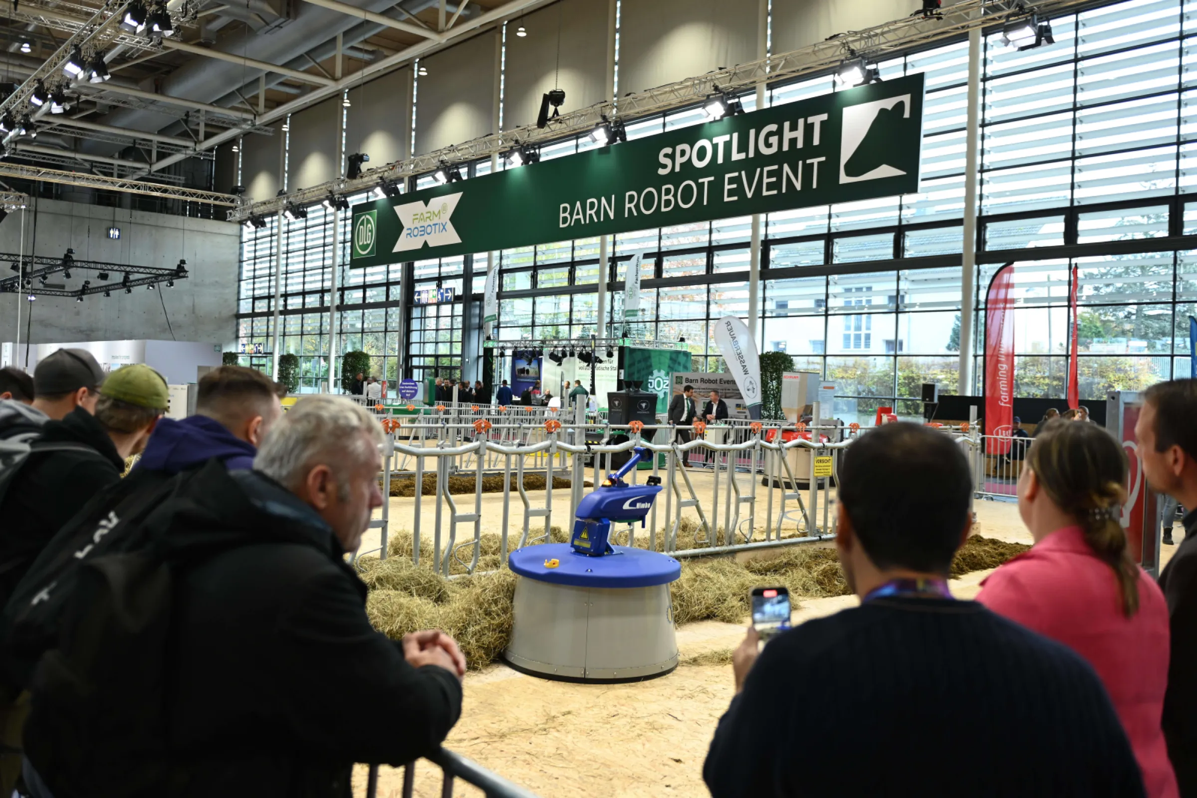 Spotlight Barn Robot Event