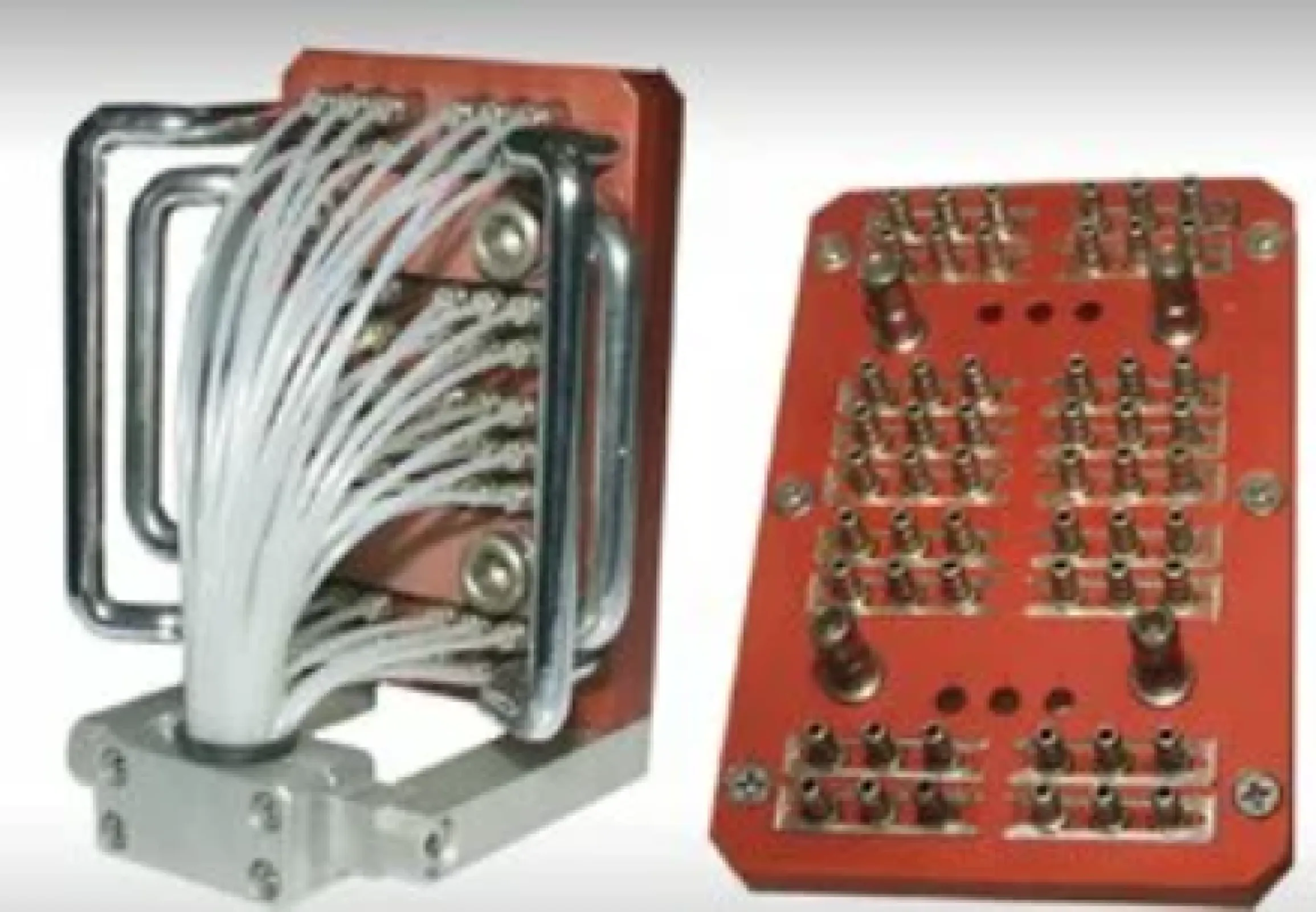 Manually operated multi-couplings without connection assistance are available in plug-type design (fluidic-multi-coupling), compact design, as coaxial coupling or in plate mounting.