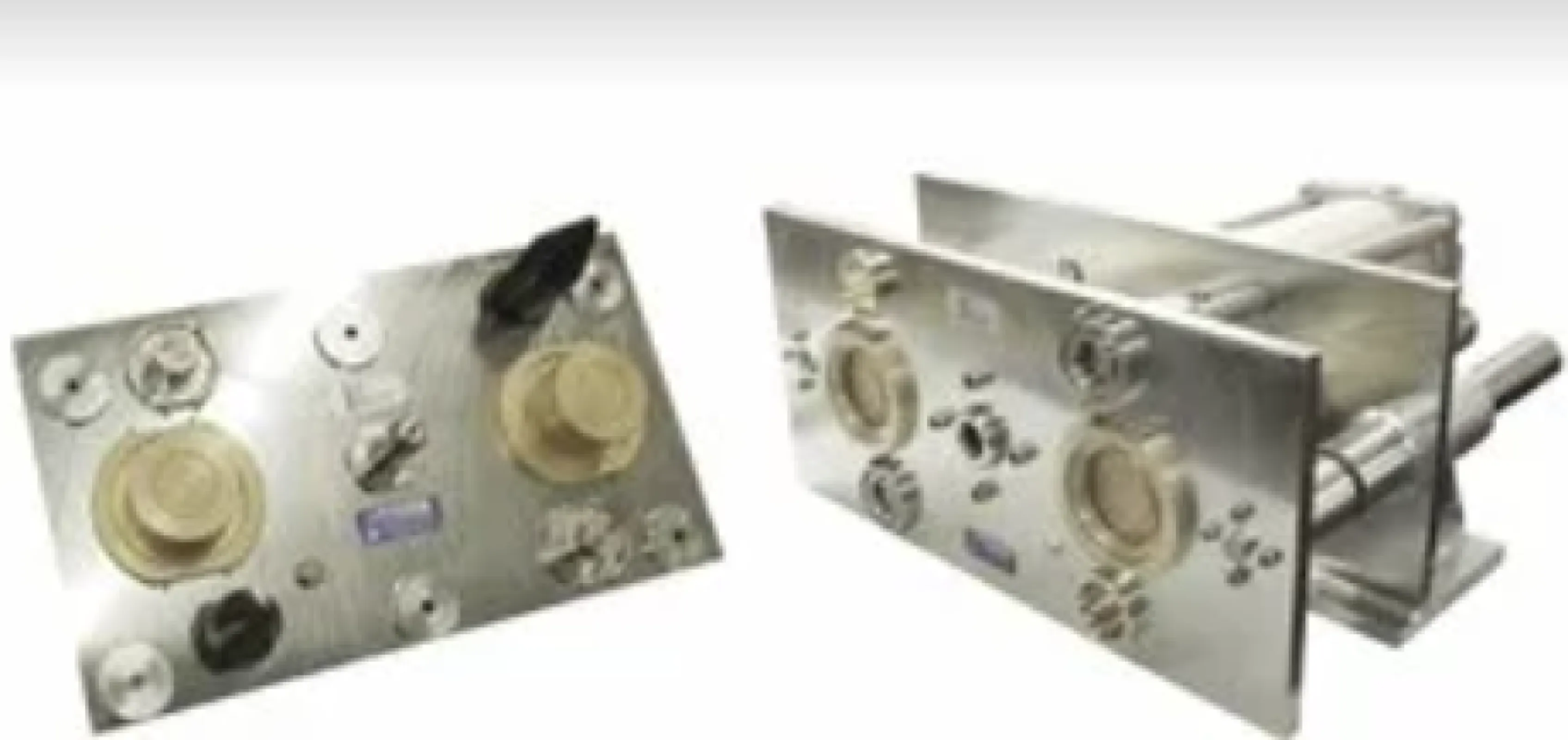 Docking systems with connection system - if motion sequences at customer’s site cannot be used to connect the multi-coupling as well, they must be equipped with its own actuation. Pneumatic or hydraulic cylinders are used for this purpose.