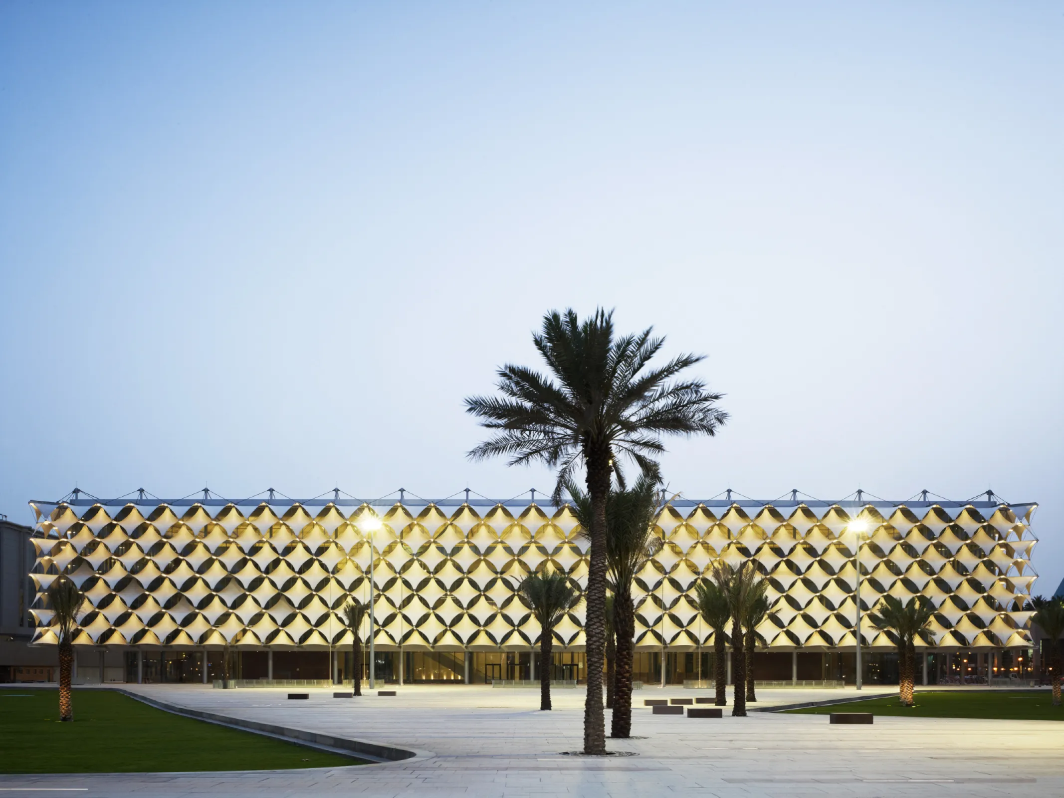 King Fahad National Library, Riyadh, Saudi Arabia / ©Christian Richters King Fahad National Library, Riyadh, Saudi Arabia / ©Christian Richters