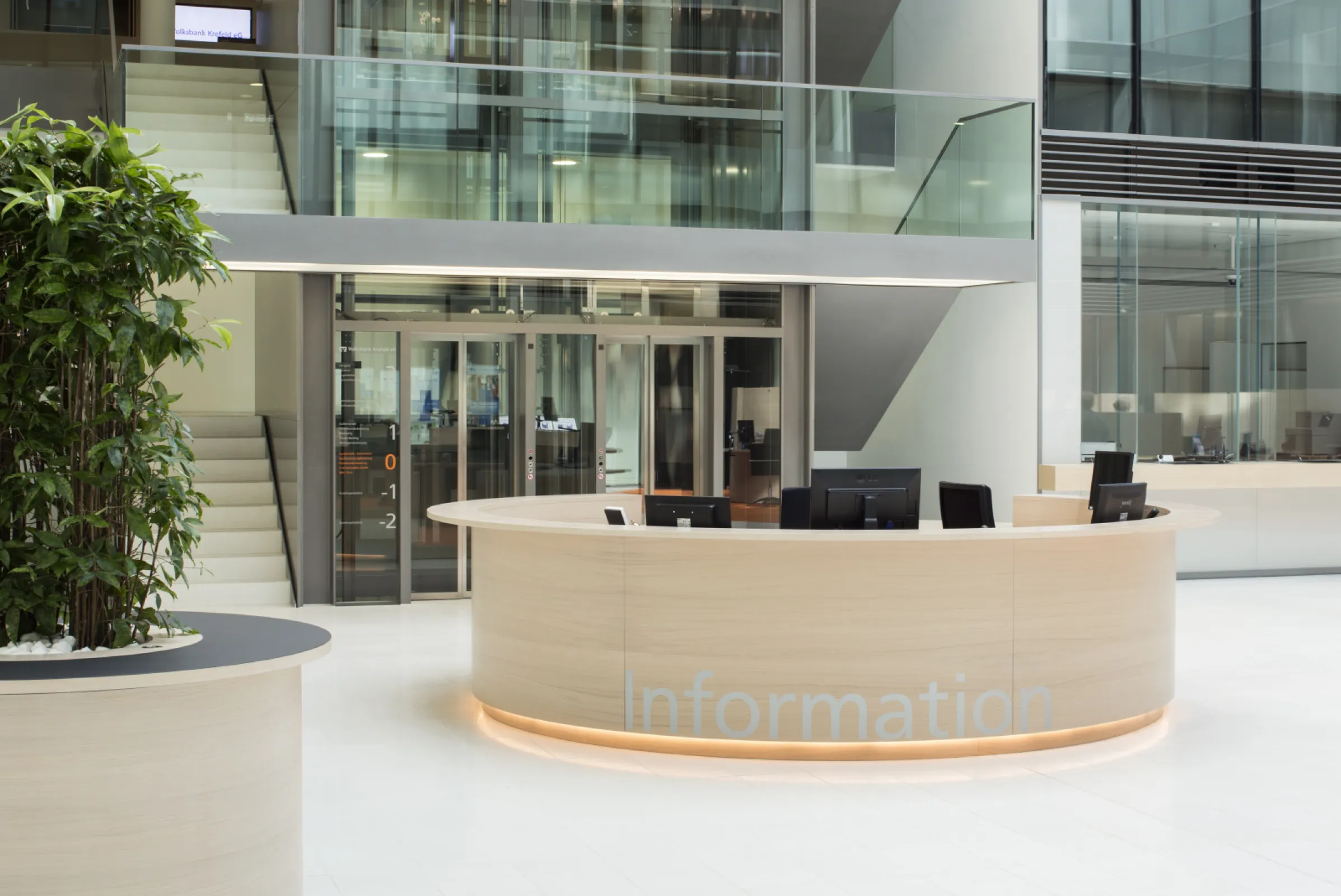 Head Office Volksbank Krefeld eG ©HGEsch