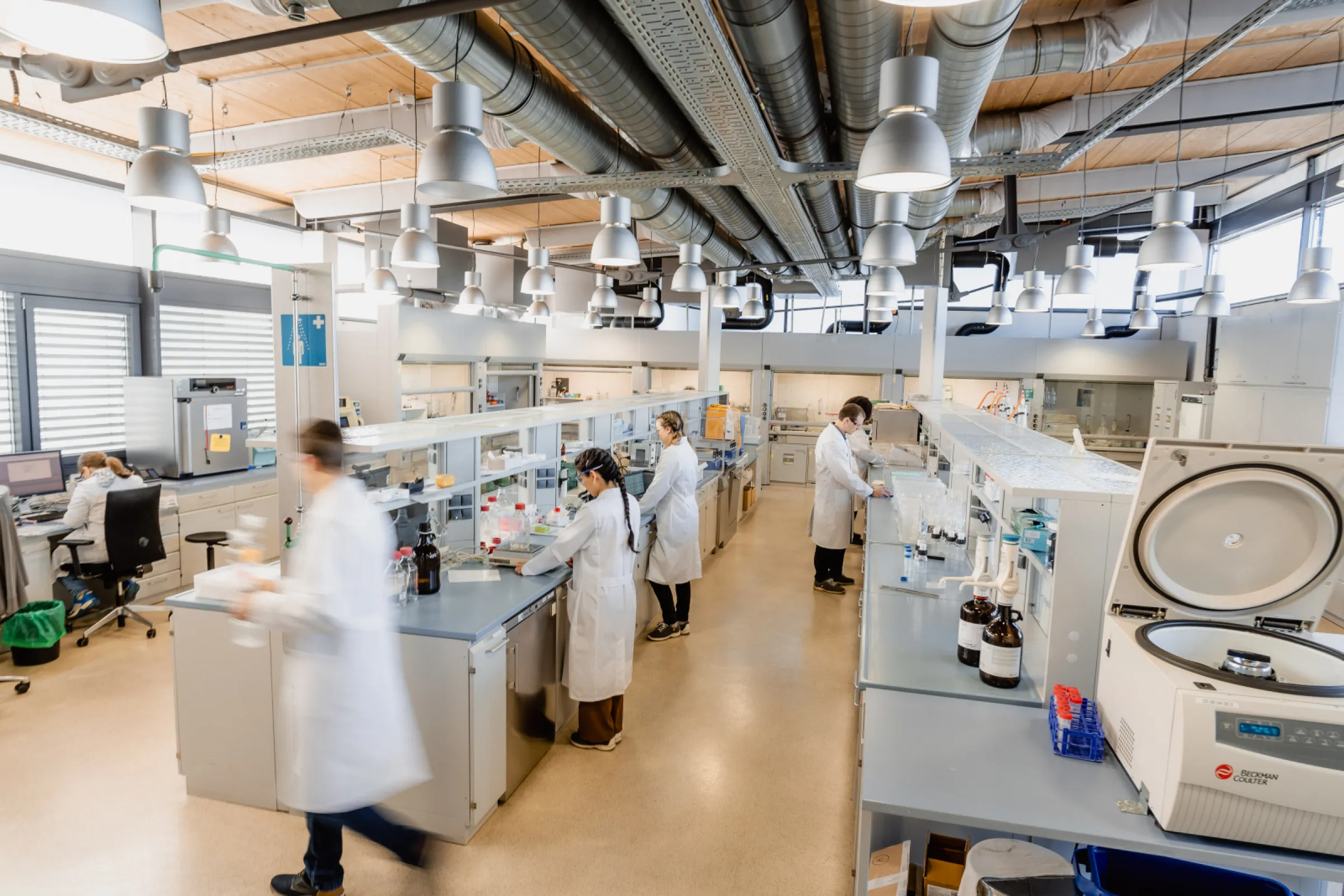 Testing for chemicals and harmful substances. Our physical and chemical tests help you to comply with international standards, legal regulations and individual customer requirements.