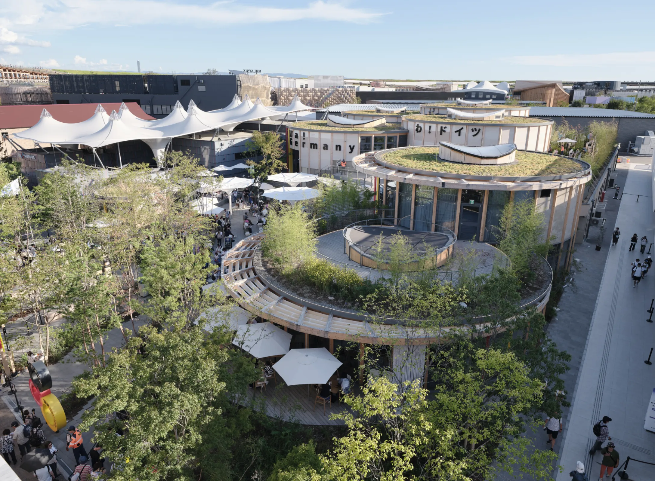 Wa! Germany realises the Expo pavilion as a living material repository. Circular design, reversible construction and a spiralling sequence of spaces demonstrate how architecture can unite nature and technology in a zero-waste future. Photo: Taufik Kenan