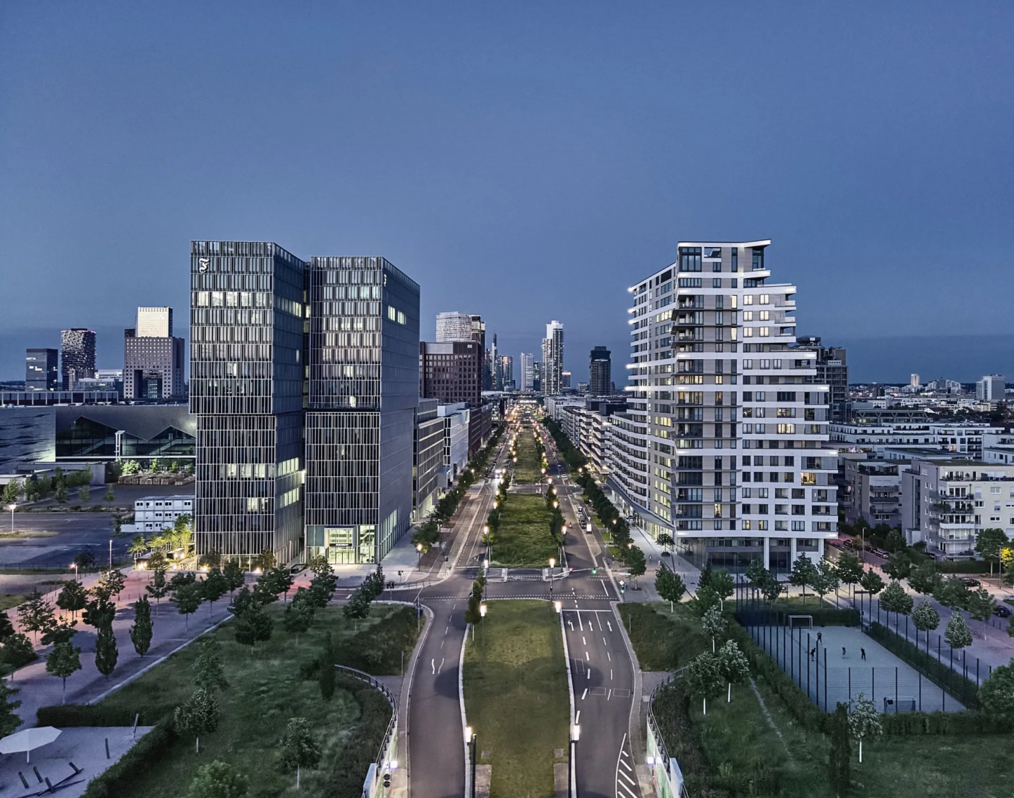 FAZ Tower on Europaallee – a landmark of Frankfurt’s Europaviertel, with the city skyline beyond. Photo: Jens Willebrand