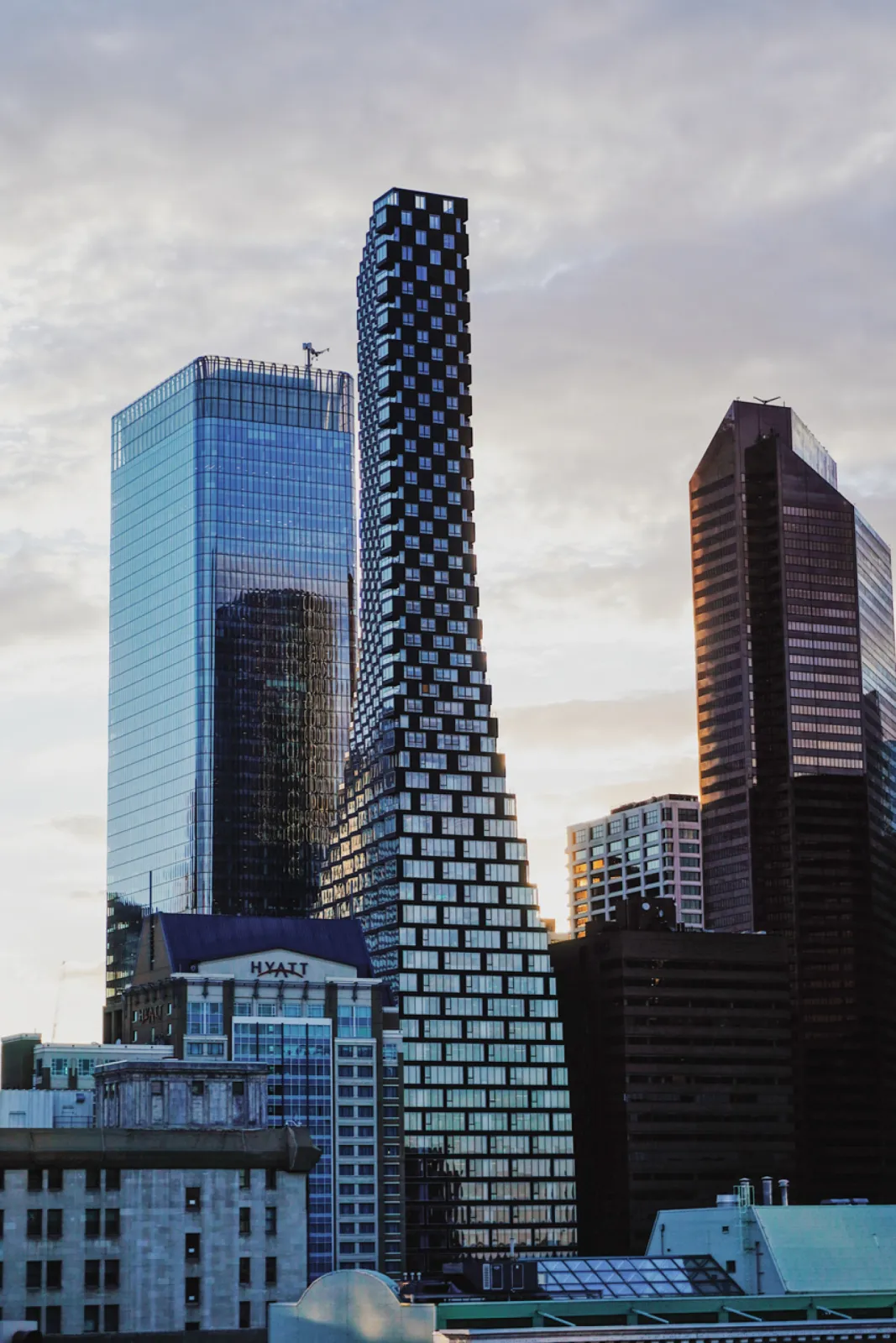 Telus Sky Tower, Calgary | Architecture: BIG Bjarke Ingels Group | © Davide Colonna/ Unsplash