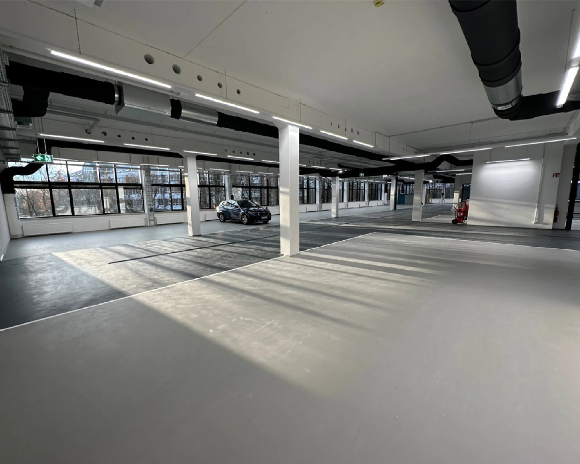 Comprehensive testing of entire systems in our test labs